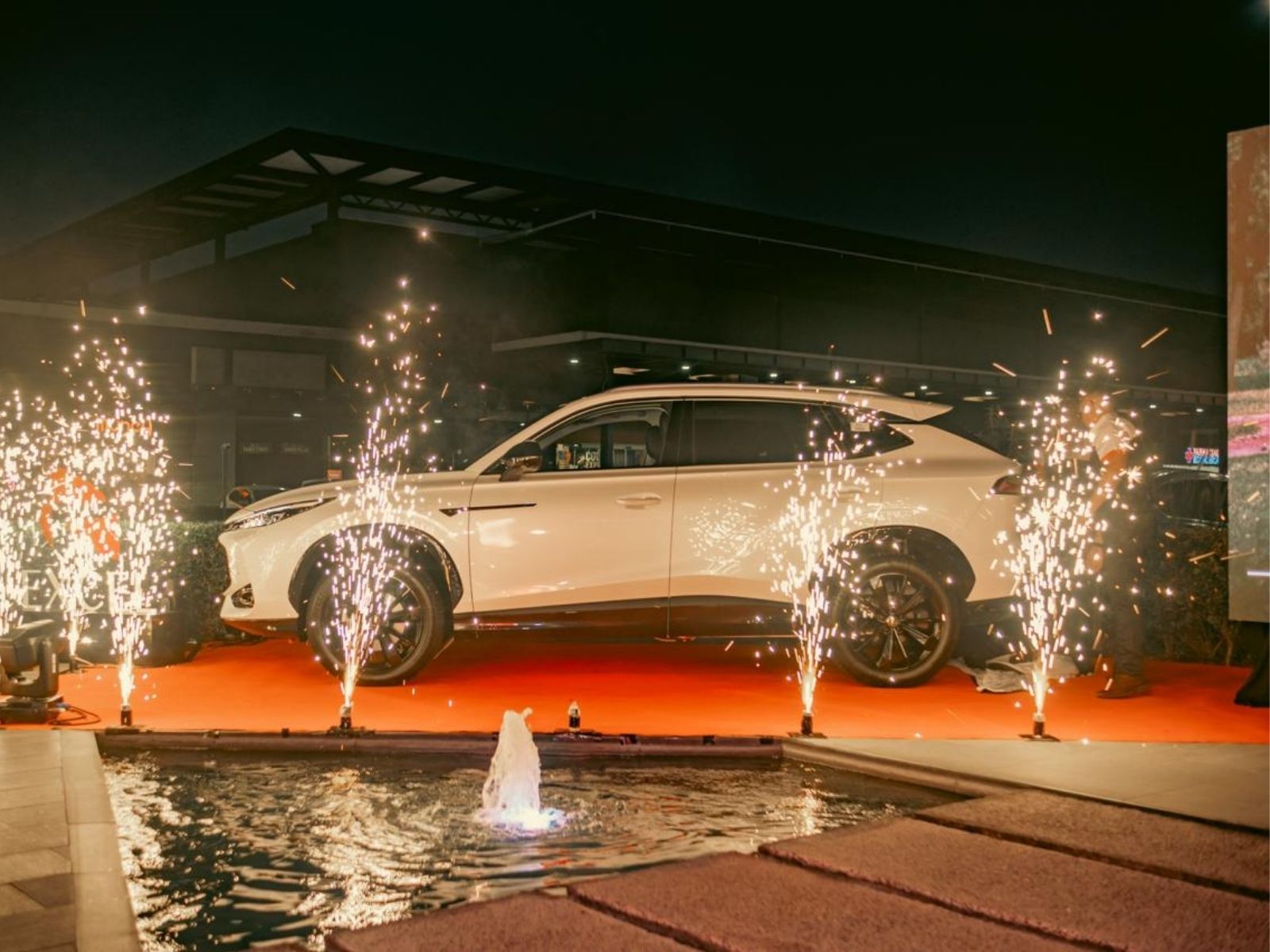 Excel y MG Motor presenta la nueva MG HS y anuncia garantía de 7 años o 150,000 km para toda su gama