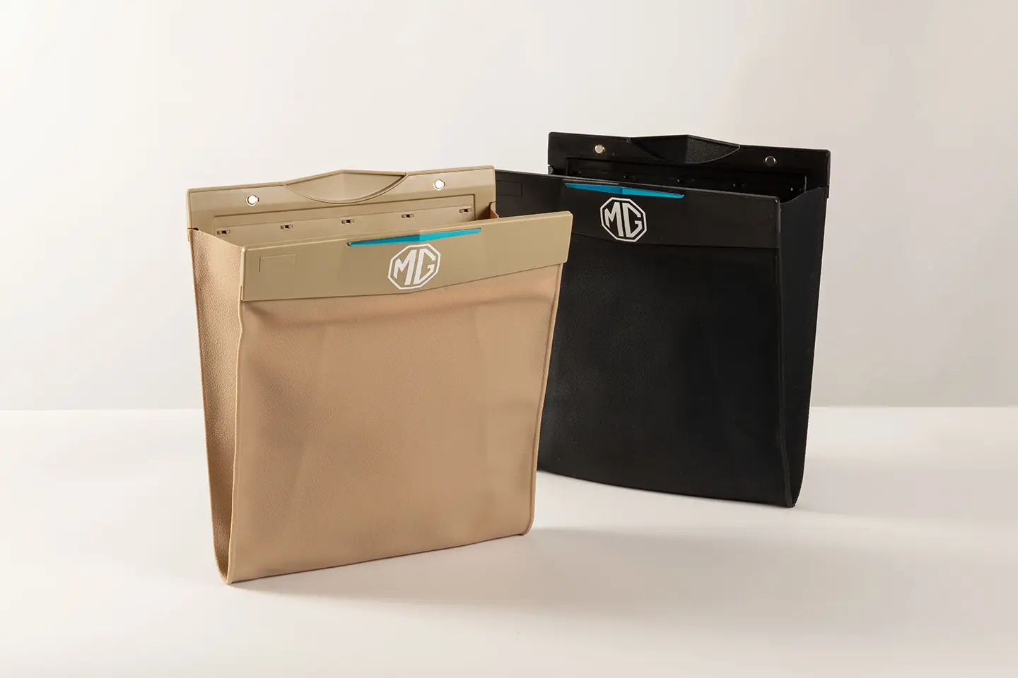 https://cdn.mgmotor.com.mx/storage/accesorios/generales/mg-generales-bolsa-de-basura-01.webp