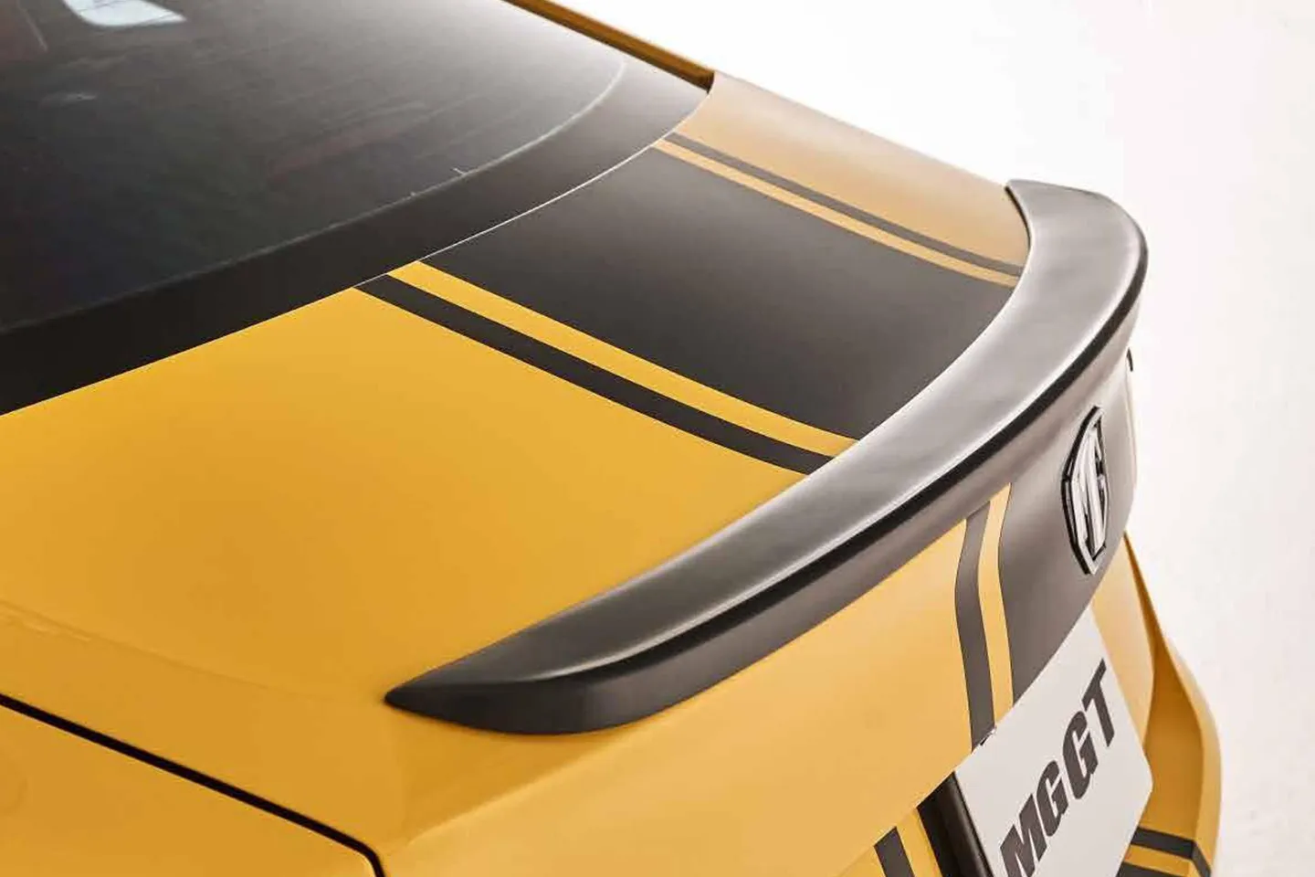 https://cdn.mgmotor.com.mx/storage/accesorios/gt/mg-gt-aleron-trasero.webp